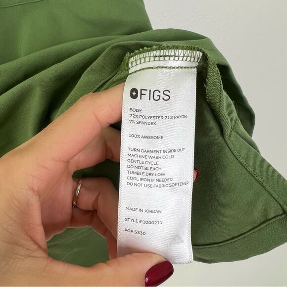 FIGS Catarina One Pocket Scrub Top in Feen Green Size L - Picture 5 of 7